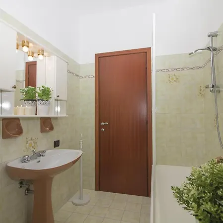 Appartamento Nove Fontane Sleeps 4